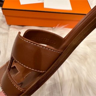 Hermes - 【新品未使用】エルメス サンダル オラン 36 ゴールドの通販