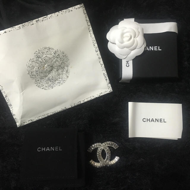 CHANEL◼️ブローチ 未使用 CHANEL◼️ブローチ 未使用