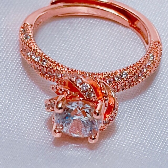 高級！！プラチナ ピンクゴールド PT950 ダイヤモンド リング 指輪 レディースのアクセサリー(リング(指輪))の商品写真
