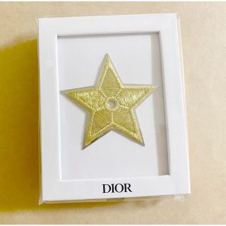 クリスチャンディオール(Christian Dior)の【DIOR】新品未開封  非売品　ノベルティ スターブローチ ゴールド(ブローチ/コサージュ)