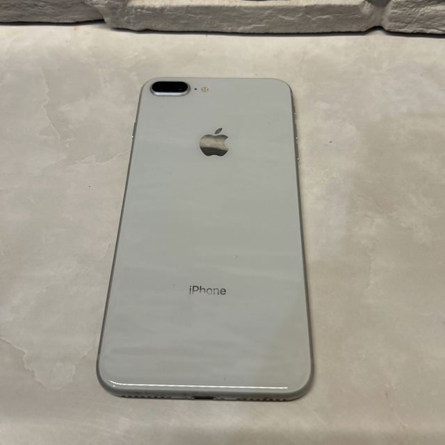 Apple(アップル)の専用　iPhone8Plus  256GB ホワイト　SIMフリー スマホ/家電/カメラのスマートフォン/携帯電話(スマートフォン本体)の商品写真