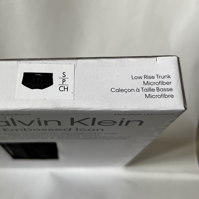 【新品】Calvin Klein USA  Embossed Icon  / S