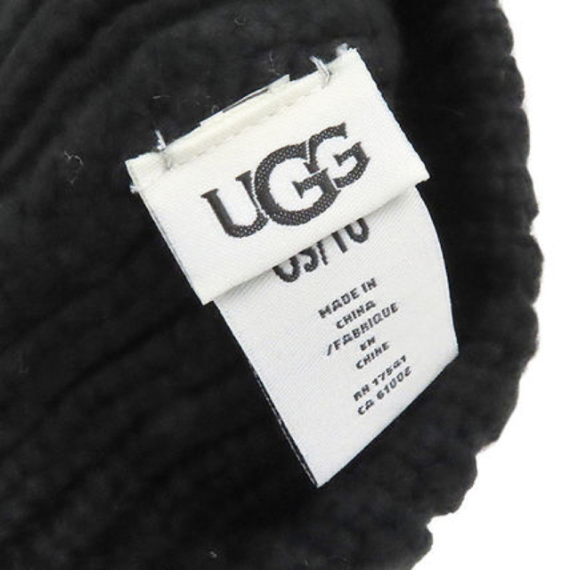 UGG(アグ)のUGG アグ●新品未使用●ニット帽（ブラック） レディースの帽子(ニット帽/ビーニー)の商品写真