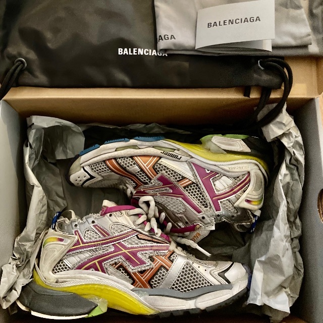 スニーカーBALENCIAGA RUNNER  mulch color /40