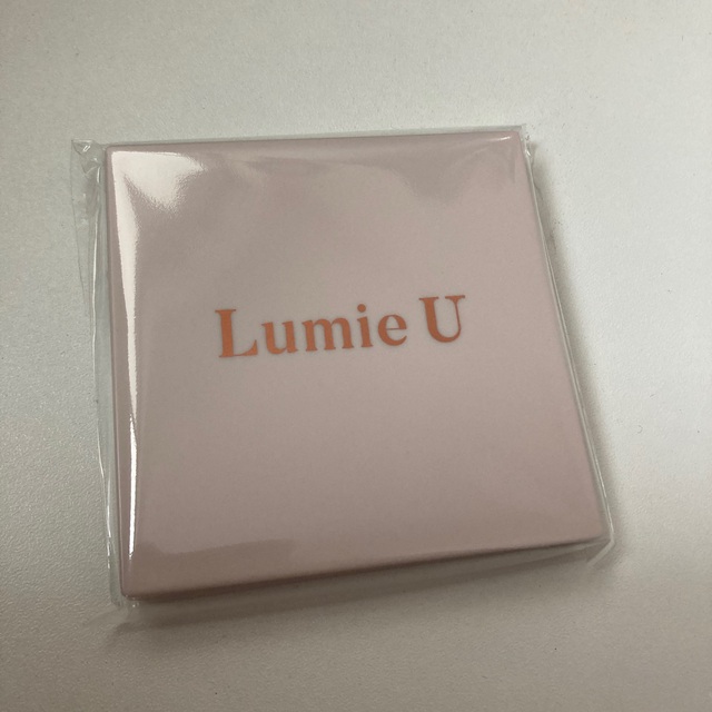 Lumie U ルミエユー　オリジナルコンパクトミラー　ノベルティー コスメ/美容のコスメ/美容 その他(その他)の商品写真