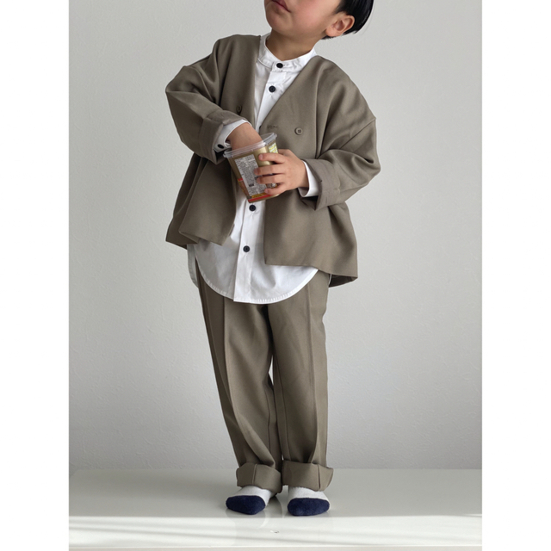 キッズ スーツ ジャケット セットアップ セレモニー 男の子 女の子 新品 キッズ/ベビー/マタニティのキッズ服男の子用(90cm~)(ドレス/フォーマル)の商品写真