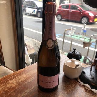 コンコン様専用ですROEDERER CHAMPAGNE VINTAGE 2014(シャンパン/スパークリングワイン)