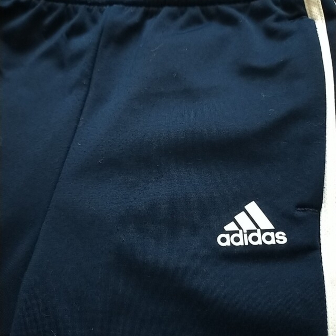 adidas(アディダス)のadidas 120 ネイビー 上下 キッズ/ベビー/マタニティのキッズ服男の子用(90cm~)(ジャケット/上着)の商品写真