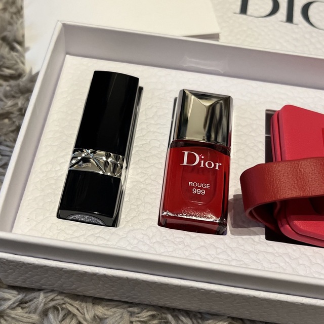 Christian Dior(クリスチャンディオール)の【未使用】DIOR リップ　ネイル　ラゲージ　タグ　セット コスメ/美容のベースメイク/化粧品(口紅)の商品写真