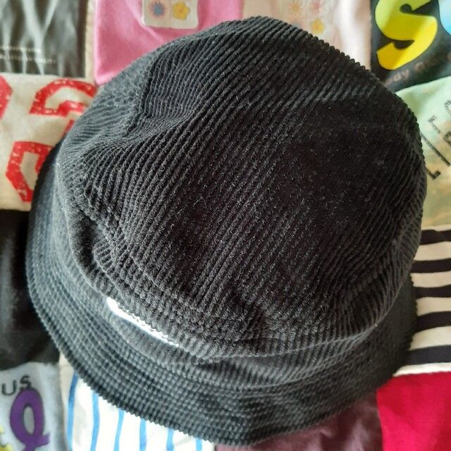 NIKE(ナイキ)のNIKEナイキ　黒　コーデュロイ　ハット帽子　M レディースの帽子(ハット)の商品写真