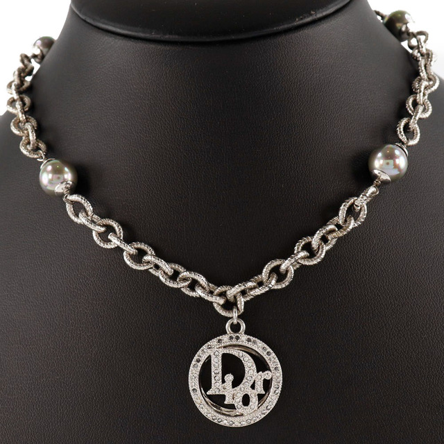 Dior(ディオール)の【Dior】クリスチャンディオール ロゴ 金属製×フェイクパール×ラインストーン シルバー レディース ネックレス レディースのアクセサリー(ネックレス)の商品写真