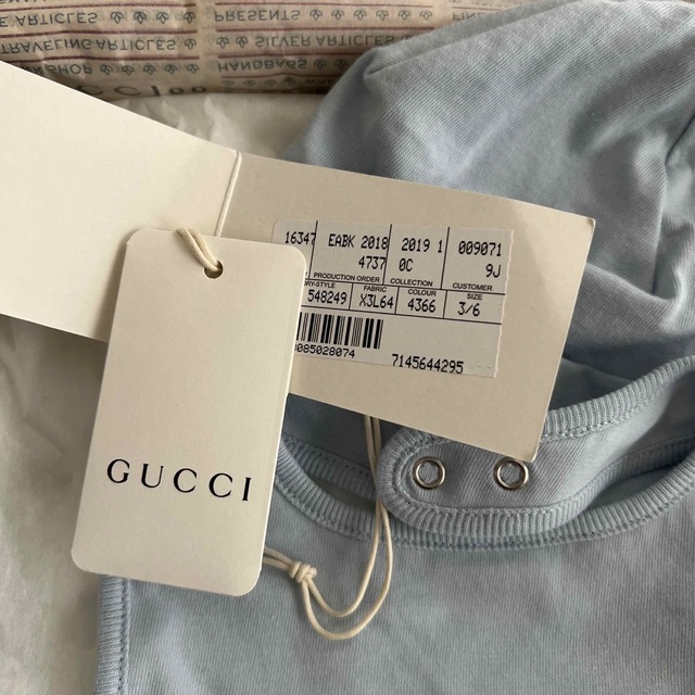 Gucci(グッチ)のGUCCI ロゴ コットン ギフトセット キッズ/ベビー/マタニティのベビー服(~85cm)(ロンパース)の商品写真