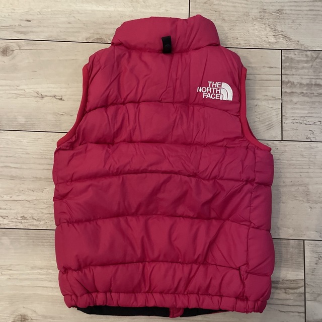 THE NORTH FACE(ザノースフェイス)のノースフェイス　ダウンベスト キッズ/ベビー/マタニティのキッズ服女の子用(90cm~)(ジャケット/上着)の商品写真