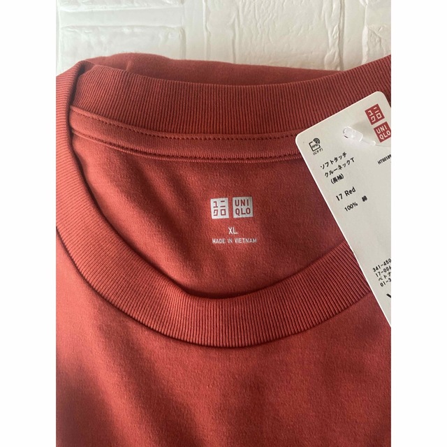 UNIQLO(ユニクロ)のユニクロソフトタッチクルーネック長袖Tシャツ新品未使用 メンズのトップス(Tシャツ/カットソー(七分/長袖))の商品写真