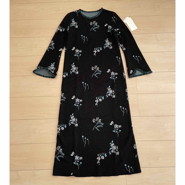 マメmame Floral Jacquard Knitted Dress Mame Kurogouchi(マメ クロゴウチ)】 Floral Jacquard Knitted