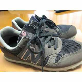 ニューバランス(New Balance)のNEW  BALANCE 373 24㎝(スニーカー)