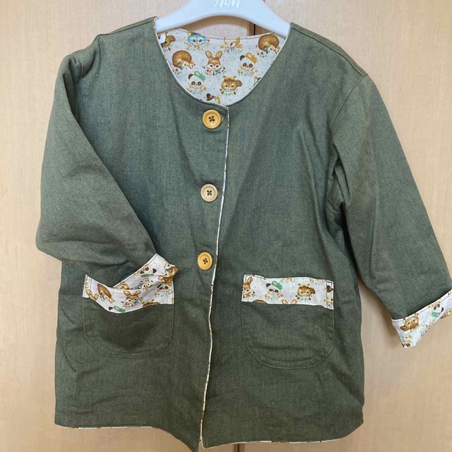 コート　トレンチコート　りんごの木 キッズ/ベビー/マタニティのキッズ服女の子用(90cm~)(ジャケット/上着)の商品写真