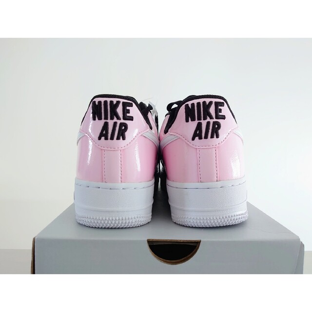 NIKE(ナイキ)の新品★NIKE AIR FORCE 1 '07 エアフォース ワン エナメル メンズの靴/シューズ(スニーカー)の商品写真