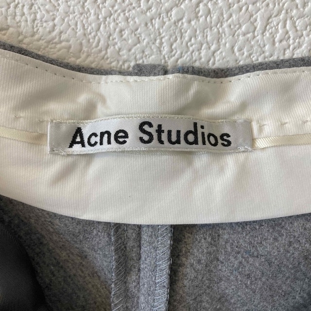 Acne Studios(アクネストゥディオズ)のACNE STUDIOS ウールパンツ レディースのパンツ(カジュアルパンツ)の商品写真