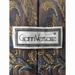 ジャンニヴェルサーチ(Gianni Versace)の【Gianni Versace】新品・未使用ネクタイ　総柄(ネクタイ)