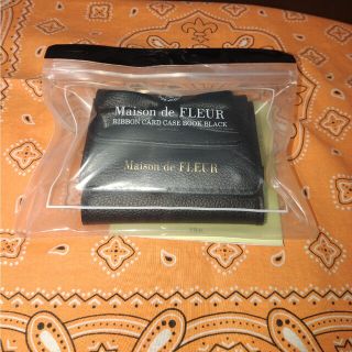 メゾンドフルール(Maison de FLEUR)のＣＶＳ＞ＢＬＡＣＫ　Ｍａｉｓｏｎ　ｄｅ　ＦＬＥＵＲ　ＲＩＢＢＯＮ　ＣＡＲＤ　ＣＡ(財布)