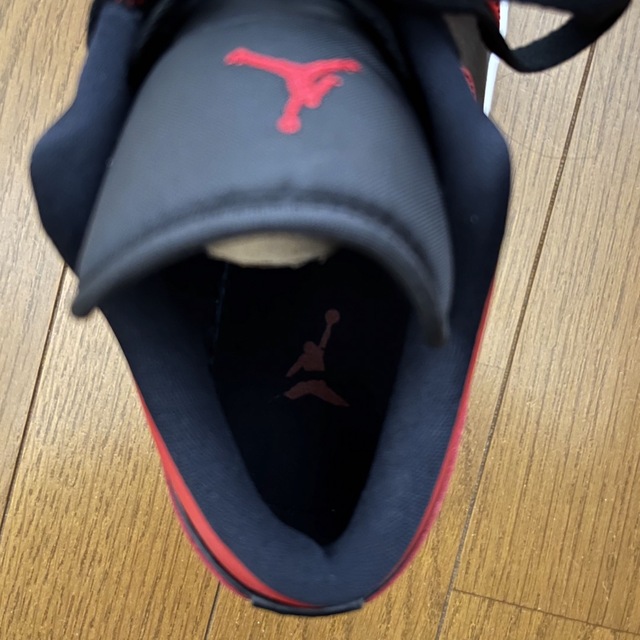 NIKE(ナイキ)のNIKE AIR JORDAN 1 LOW BRED AJ1 ブレッド メンズの靴/シューズ(スニーカー)の商品写真