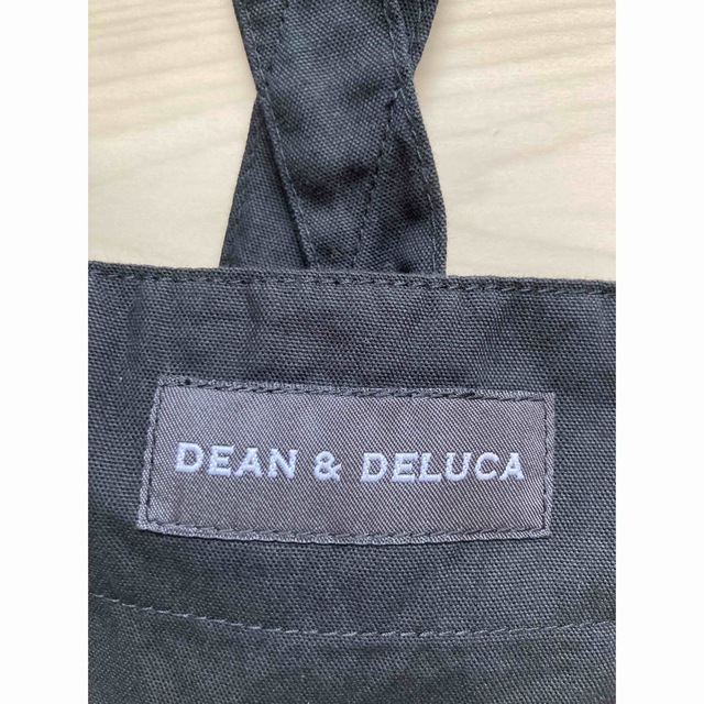 DEAN & DELUCA(ディーンアンドデルーカ)のDEAN&DELUCA エプロン　黒　ディーンアンドデルーカ インテリア/住まい/日用品のキッチン/食器(その他)の商品写真