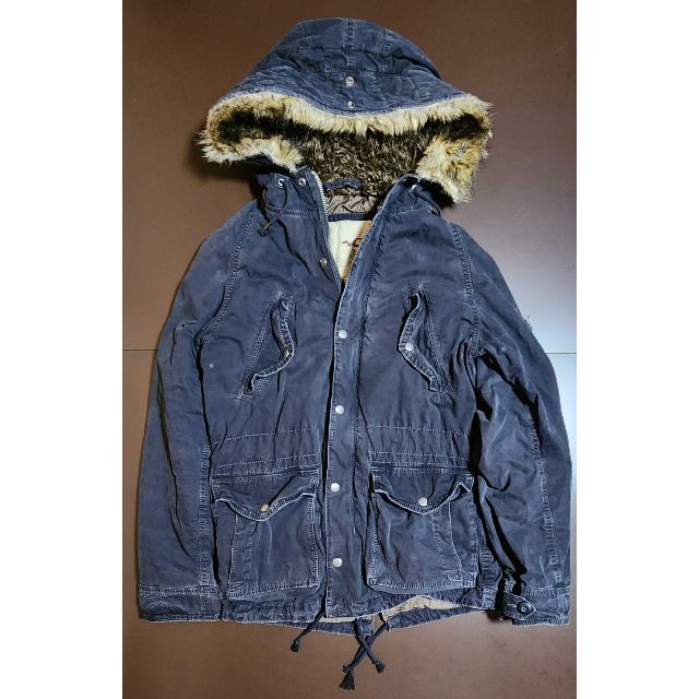 美品　HOLLISTER　アウターフードパーカー　黒　M（日本：L〜LL）