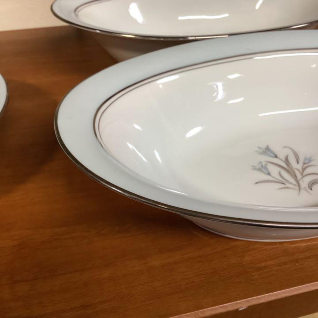 Noritake(ノリタケ)のNoritake Blue Bell オーバル皿2枚 スープ皿 6枚セット インテリア/住まい/日用品のキッチン/食器(食器)の商品写真