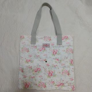 Cath Kidstonキャスキットソン　花柄トートバッグ(トートバッグ)