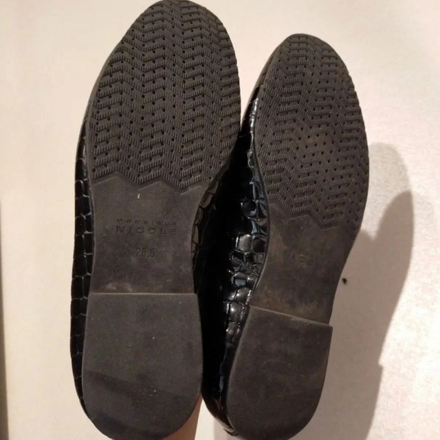 MONSIEUR NICOLE(ムッシュニコル)のMONSIEUR　NICOLE 25.5cm クロコ型押し　ローファーエナメル　 レディースの靴/シューズ(ローファー/革靴)の商品写真