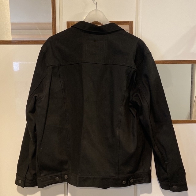 Levi's(リーバイス)のリーバイス　メンズXL 黒デニムジャケット メンズのジャケット/アウター(Gジャン/デニムジャケット)の商品写真