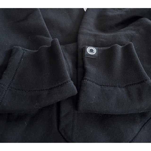 サンリオ(サンリオ)のEXAMPLE × ハローキティ 裏起毛 パーカー トレーナー 黒 メンズのトップス(スウェット)の商品写真