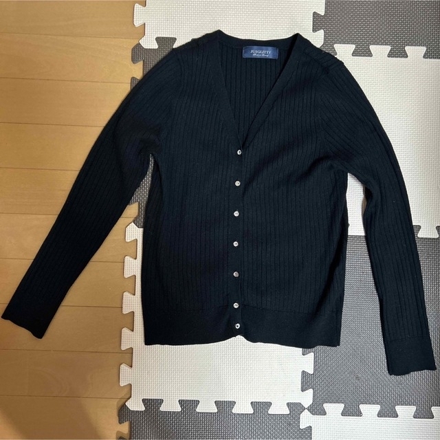 JUSGLITTY(ジャスグリッティー)のジャスグリッティー  黒 ニット カーディガン サイズ表記2 レディースのトップス(カーディガン)の商品写真