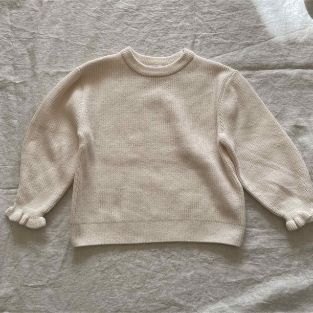 ZARA KIDS(ザラキッズ)の【zara】ニット　トップス　100cm キッズ/ベビー/マタニティのキッズ服女の子用(90cm~)(ニット)の商品写真