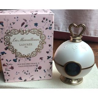 レメルヴェイユーズラデュレ(Les Merveilleuses LADUREE)のレ・メルヴェイユーズラデュレ  フェイスパウダー　ポット(ボトル・ケース・携帯小物)