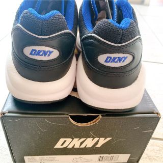 新品未使用品】DKNY スニーカー シューズ 靴 カッコいいおしゃれ レア ...