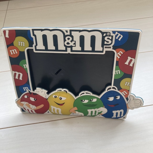 m&m&m's(エムアンドエムアンドエムズ)のｍ＆ｍｓ【フォトフレーム】 インテリア/住まい/日用品のインテリア小物(フォトフレーム)の商品写真