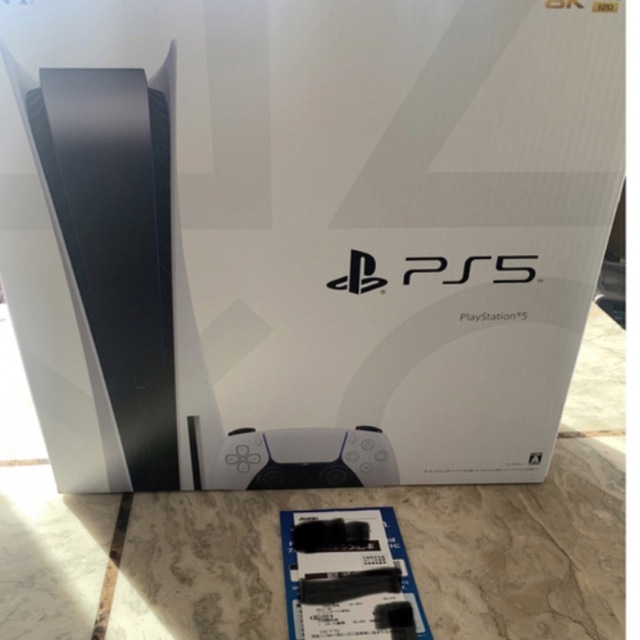 PlayStation(プレイステーション)のPS5 PlayStation5 ディスク搭載 新型 本体　プレステ5 ps5 エンタメ/ホビーのゲームソフト/ゲーム機本体(家庭用ゲーム機本体)の商品写真