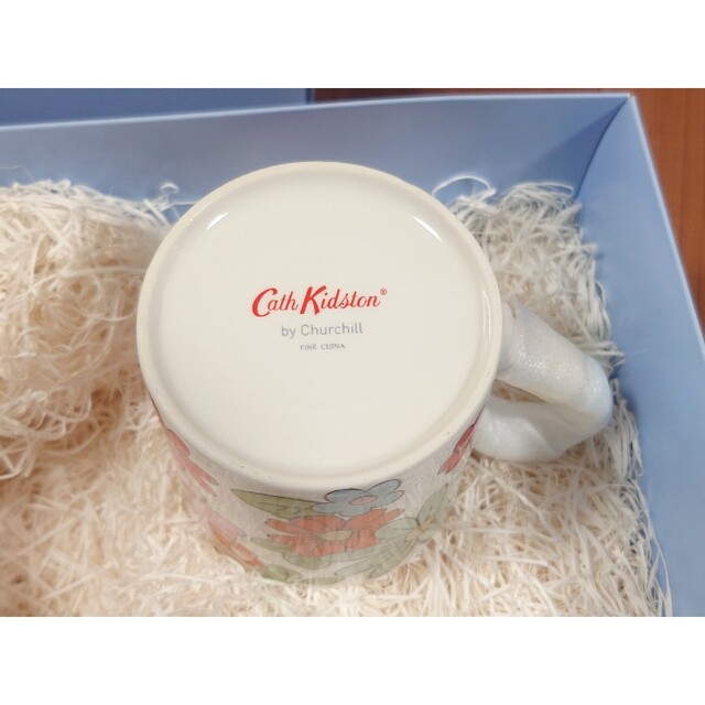 Cath Kidston(キャスキッドソン)の★新品未使用★キャスキッドソン★マグカップ、ポーチセット★ ハンドメイドのファッション小物(ポーチ)の商品写真