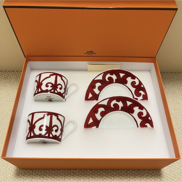 Hermes(エルメス)の【新品・未使用】エルメス ガダルキヴィール ティーカップ&ソーサー ペア インテリア/住まい/日用品のキッチン/食器(食器)の商品写真