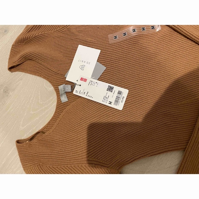 UNIQLO(ユニクロ)の完売　定価3990円　新品タグ付　UNIQLO mame 3Dリブセーター レディースのトップス(ニット/セーター)の商品写真