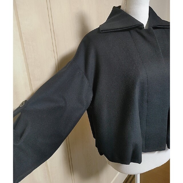 foundfles カシミヤ混  デザインショートコート レディースのジャケット/アウター(ブルゾン)の商品写真