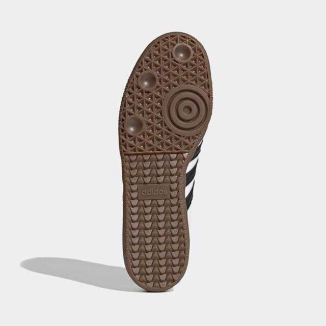 adidas(アディダス)の24cm 新品 adidas SAMBA VEGAN サンバ 国内正規品 レディースの靴/シューズ(スニーカー)の商品写真