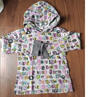 エフオーキッズ(F.O.KIDS)のパーカー 130 JUNK STORE 英字 柄 グレー アルファベット 柄(Tシャツ/カットソー)