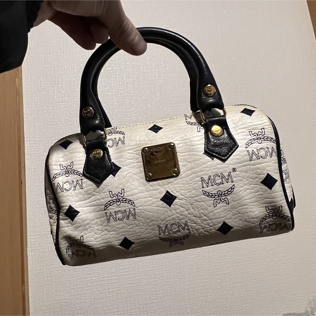 MCM(エムシーエム)のエムシーエム　ミニハンドバッグ レディースのバッグ(ハンドバッグ)の商品写真