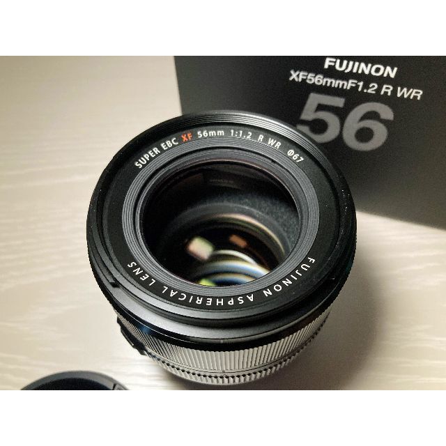 富士フイルム(フジフイルム)の新品同様 FUJIFILM XF56mm F1.2 R WR （新型） スマホ/家電/カメラのカメラ(レンズ(単焦点))の商品写真