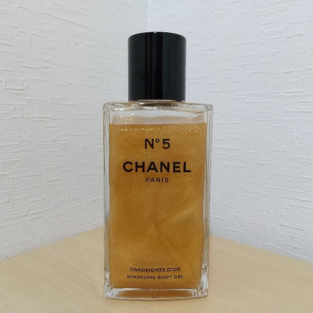 CHANEL No5 GOLD FRAGMENTS ボディジェル