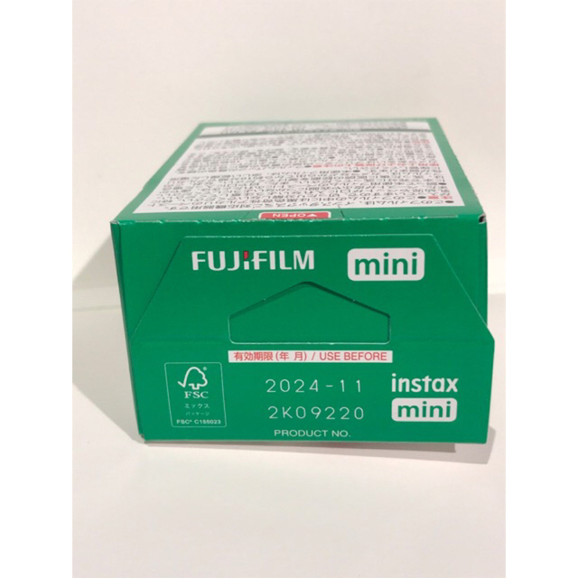 富士フイルム(フジフイルム)の【100枚】チェキ フィルム インスタント カラー instax mini エンタメ/ホビーのコレクション(印刷物)の商品写真