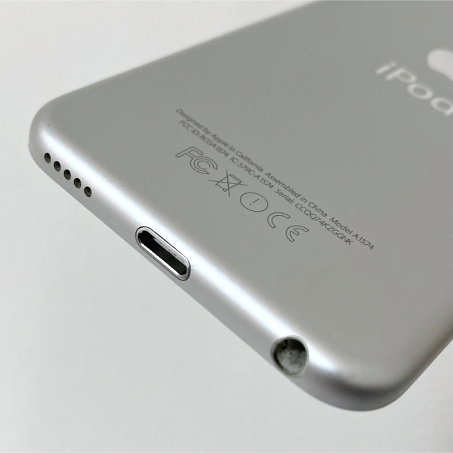 ポータブルプレーヤー iPod touch 第6世代 バッテリー新品 32GB 美品 ポータブルプレーヤー iPod touch 第6世代 バッテリー新品 32GB 美品